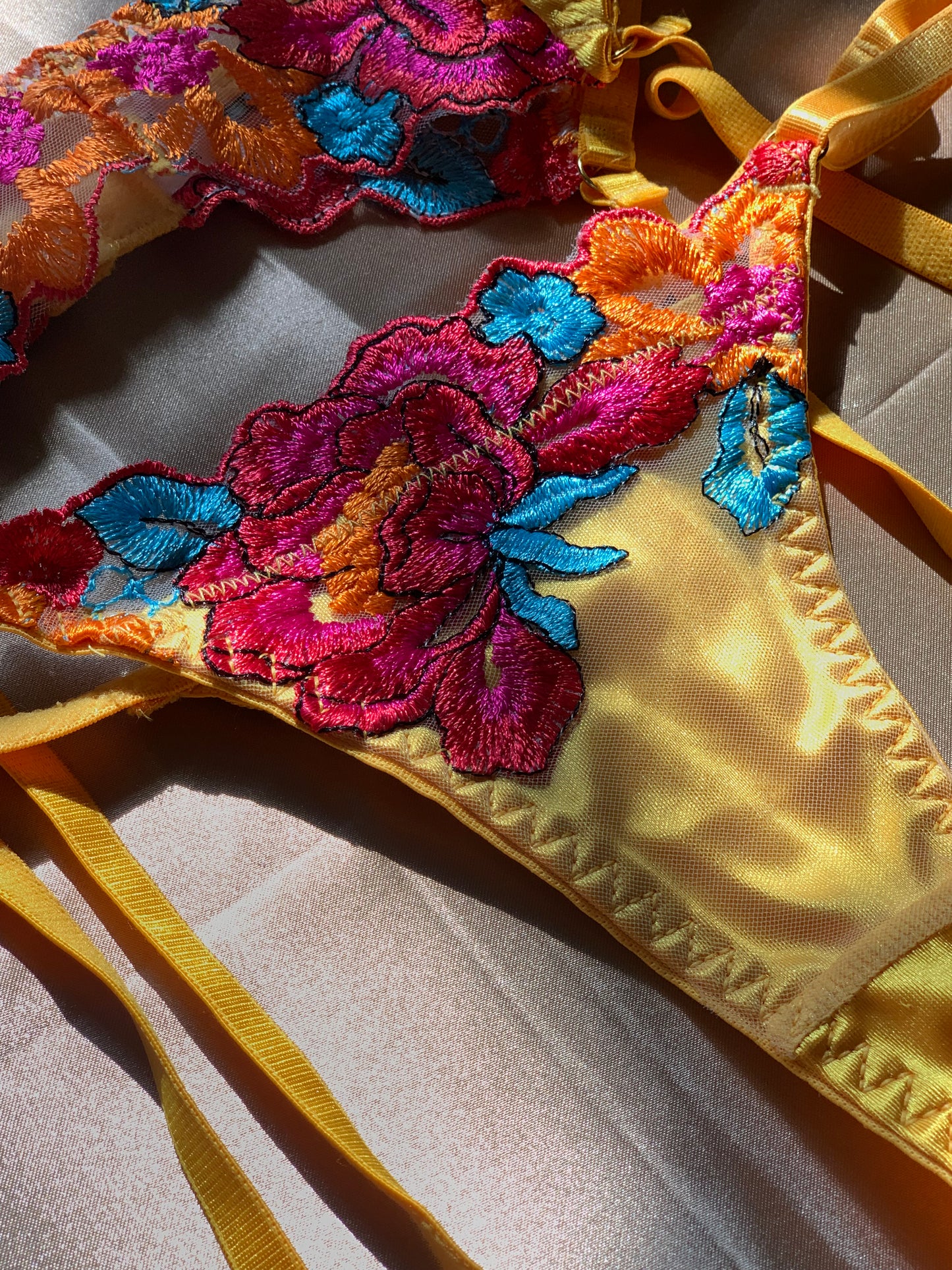 Yellow Sunset 3-Piece
