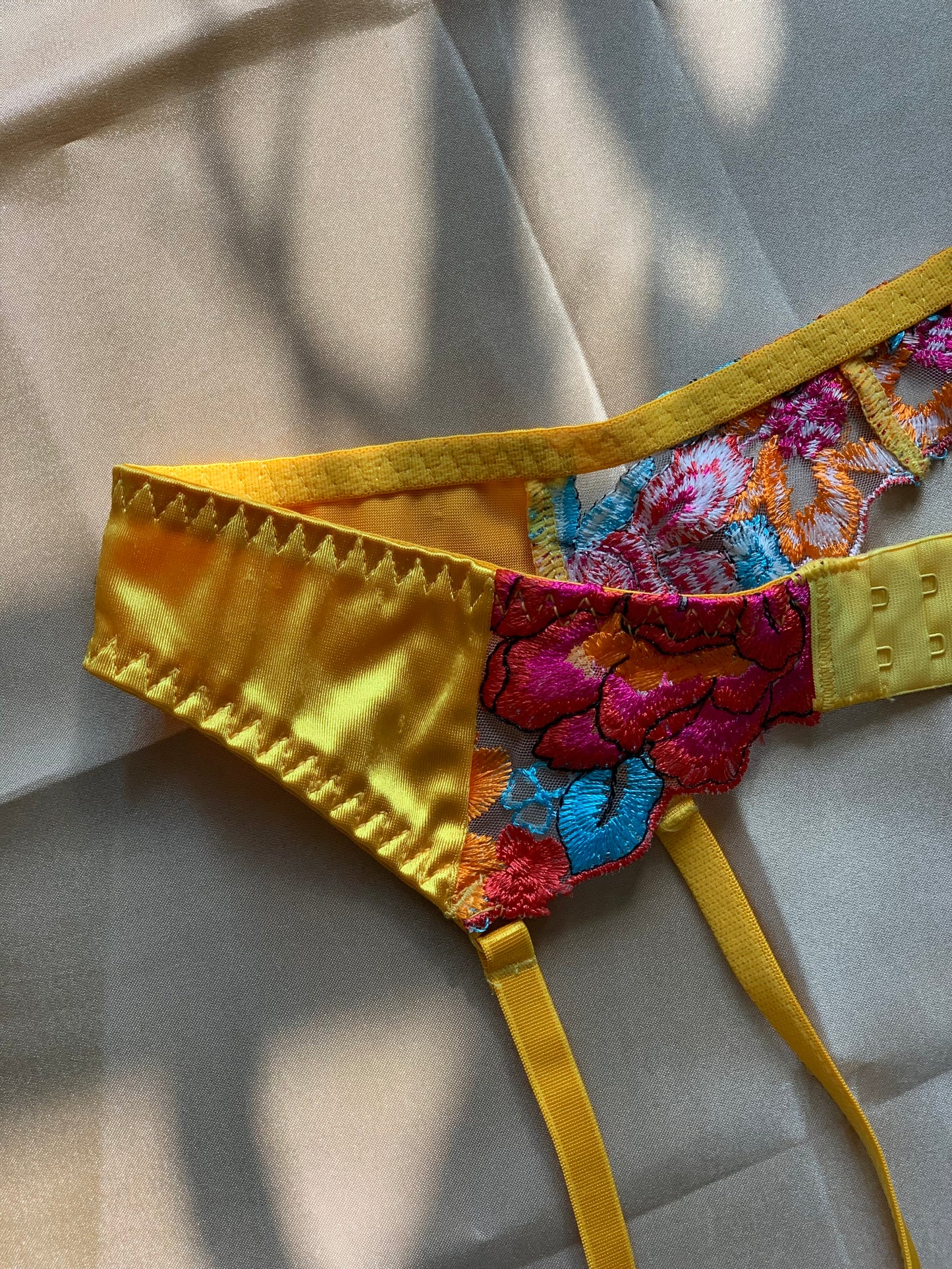 Yellow Sunset 3-Piece